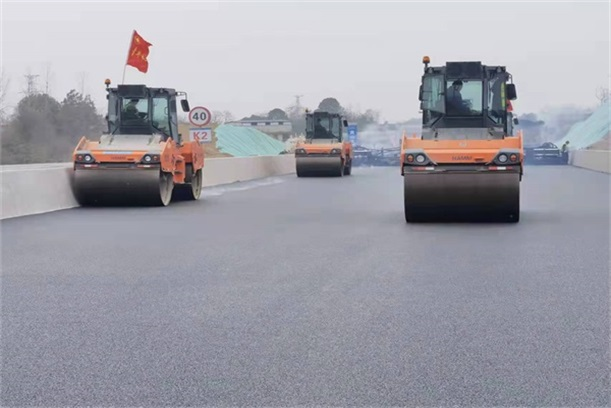 湖北长江路桥枣潜北、ZXHY-5标、鄂州机场高速公路玄武岩纤维增强沥青路面应用工程
